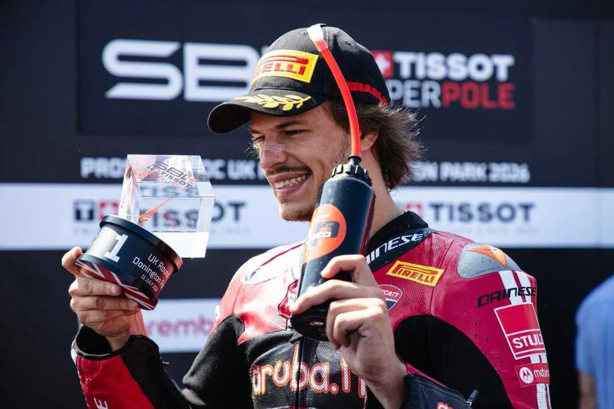 SBK 2026. GP del Regno Unito. Pole position di Nicolò Bulega a Donington Park [GALLERY] - Superbike - Moto.it