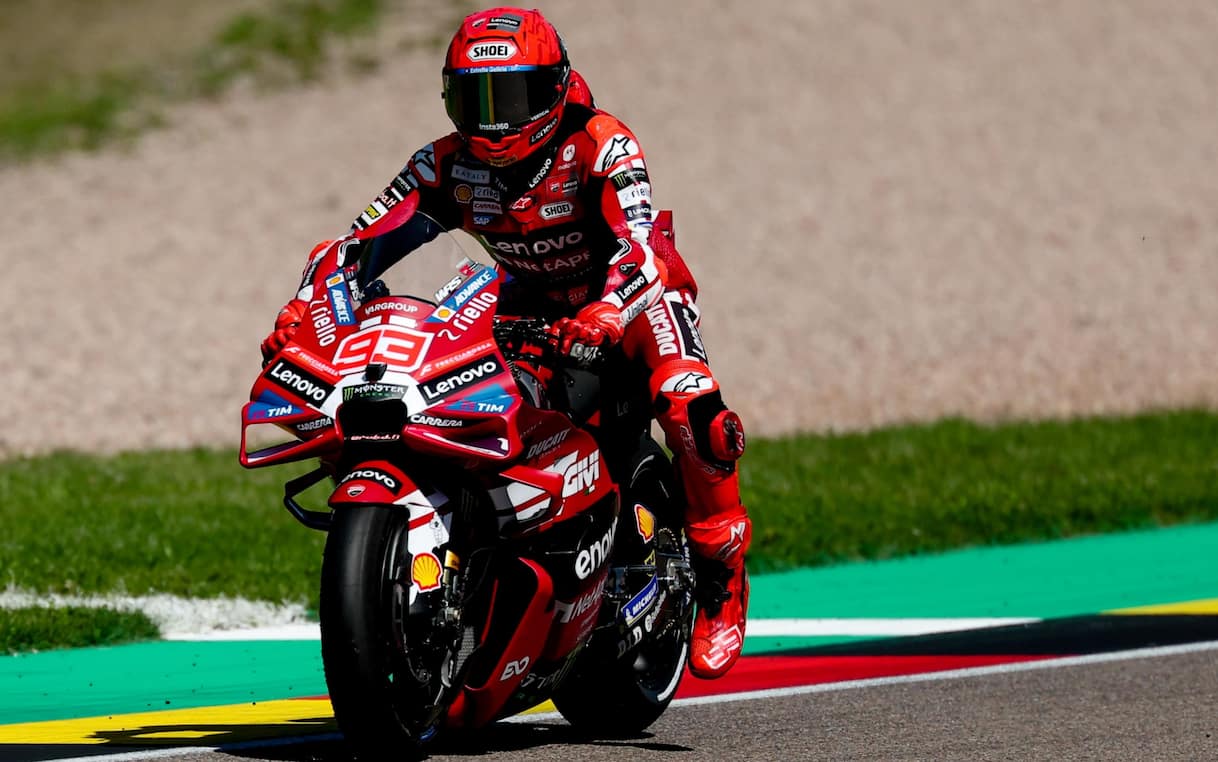 Marc Marquez toglie il record del Sachsenring a Di Giannantonio