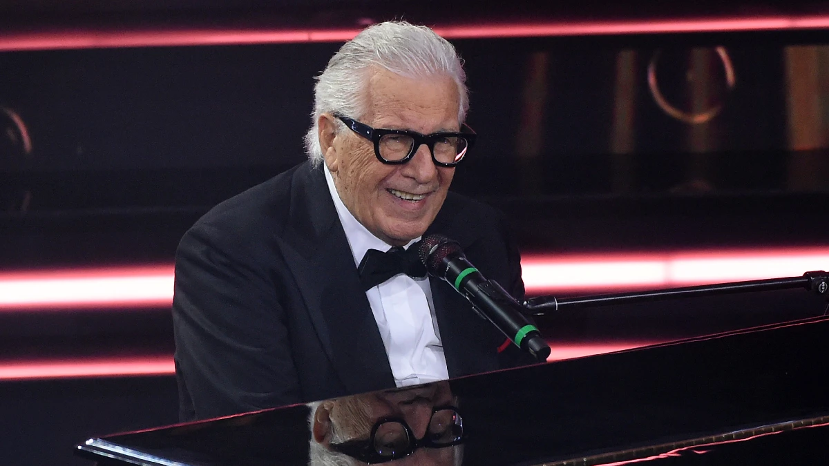 Morto Peppino Di Capri a 87 anni: l'ultima volta che cantò Champagne, seduto in platea