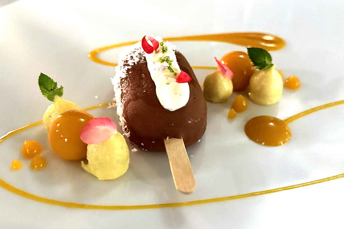 Villa Roma Imperiale, hotel 5 stelle a Forte dei Marmi: cenare costa poco